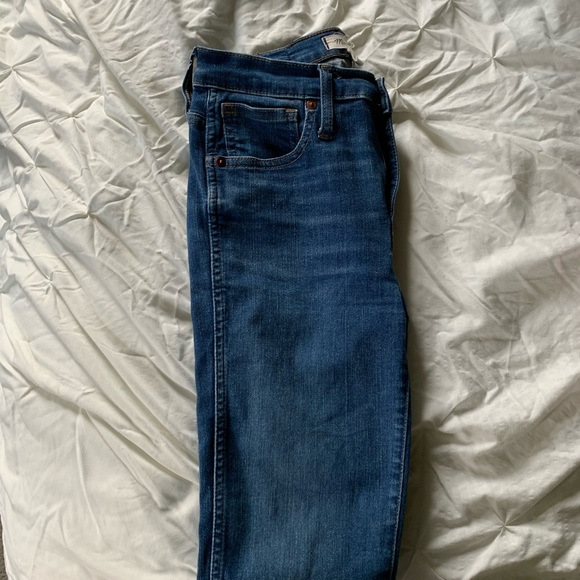Jeans - Picture 2 of 6